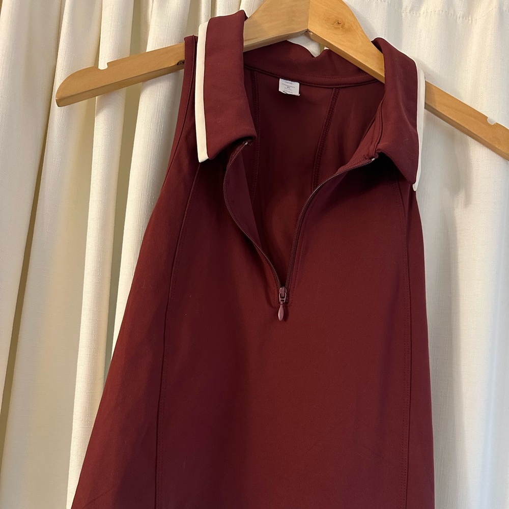 Old navy top - Picture 3 of 7